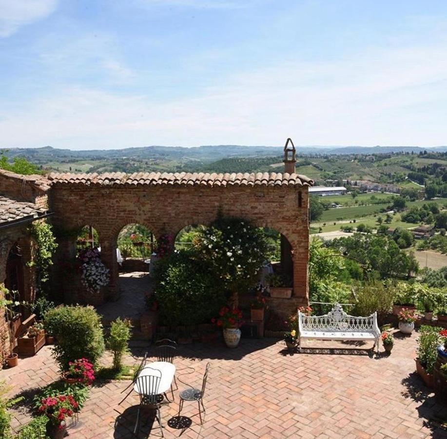 צ'רטאלדו B&B Osteria Del Vicario מראה חיצוני תמונה
