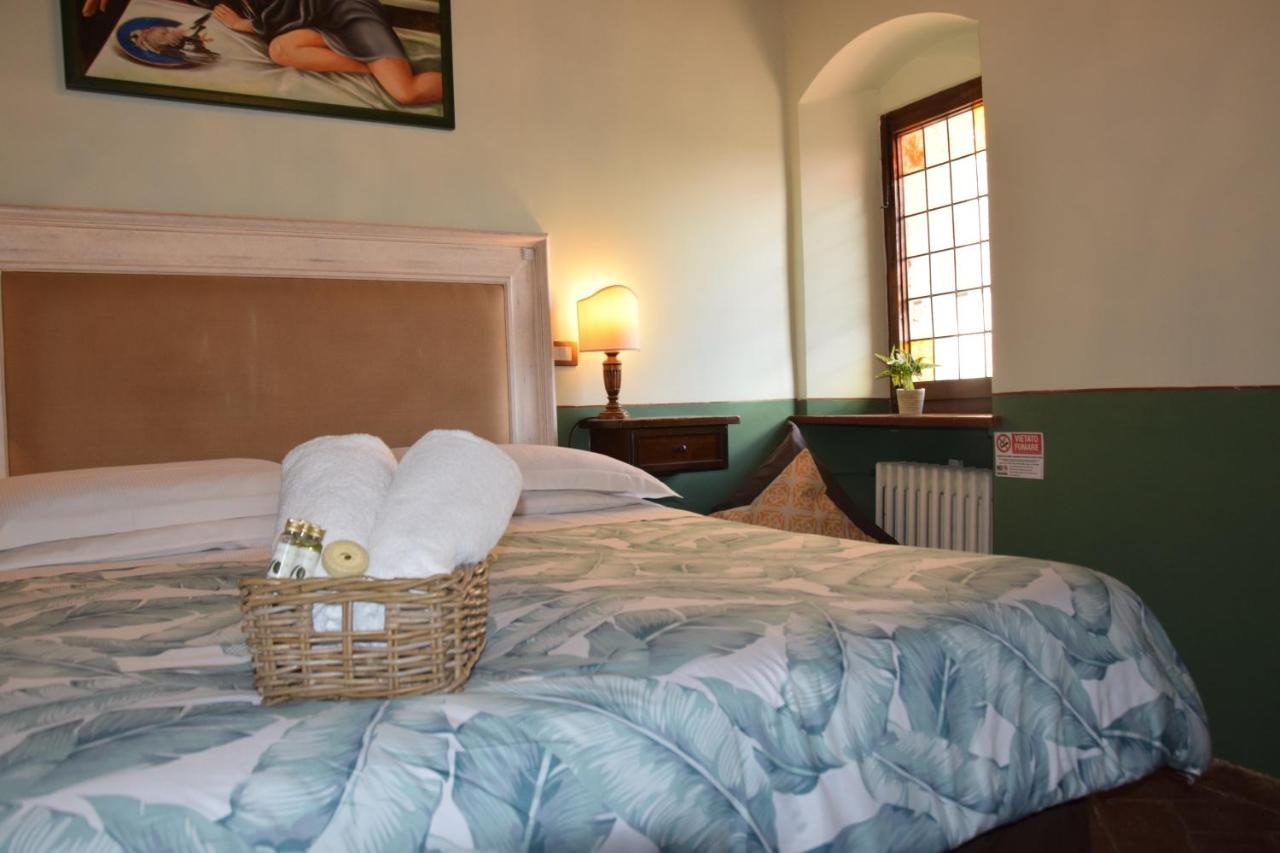 צ'רטאלדו B&B Osteria Del Vicario מראה חיצוני תמונה
