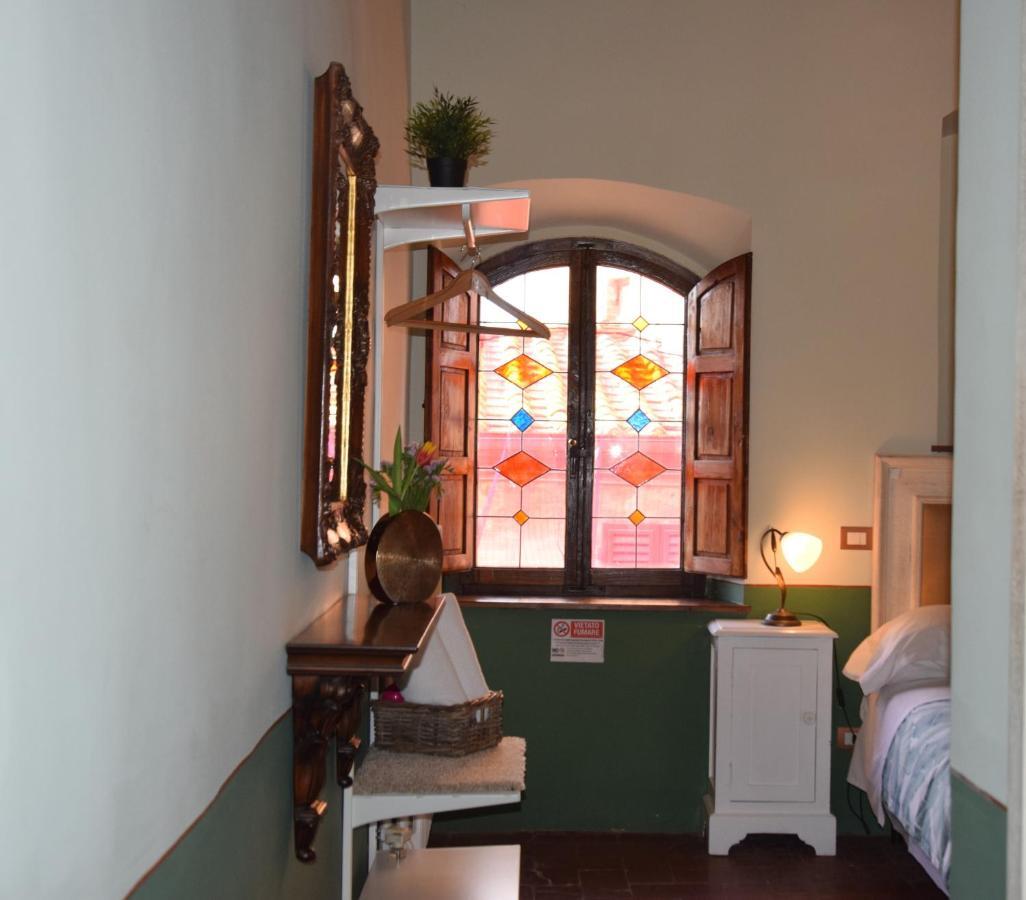צ'רטאלדו B&B Osteria Del Vicario מראה חיצוני תמונה