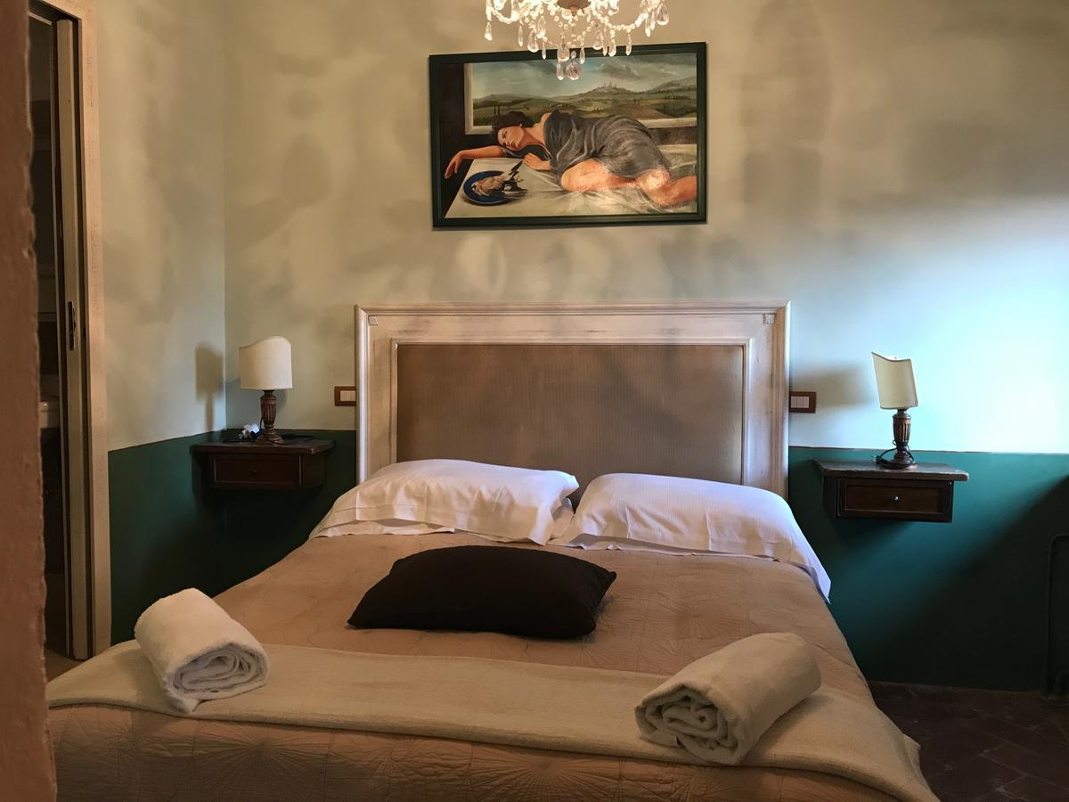 צ'רטאלדו B&B Osteria Del Vicario מראה חיצוני תמונה