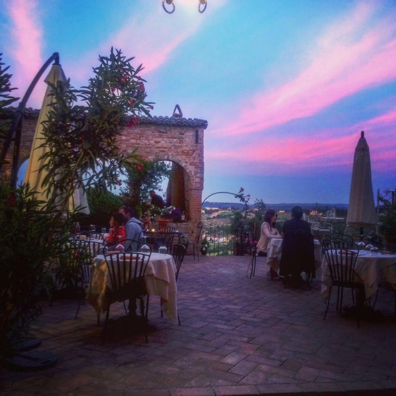 צ'רטאלדו B&B Osteria Del Vicario מראה חיצוני תמונה